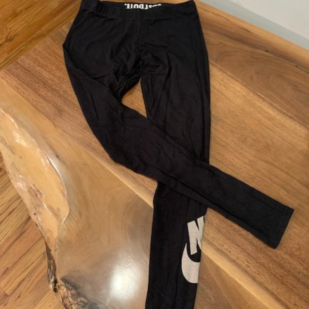 Nike leggings